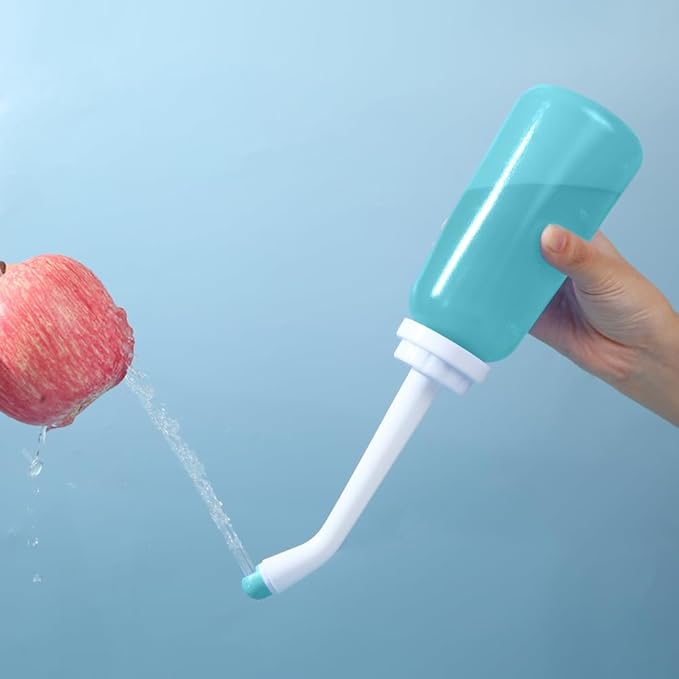 Handheld Personal Bidet Bottle, Bottle for Gentle Postpartum Care and Cleansing, Feminine Care，Personal Perineum Cleansing, 350Ml Portable Travel Bidet（Green）, Resistant to 100ºC, Bonus Bag