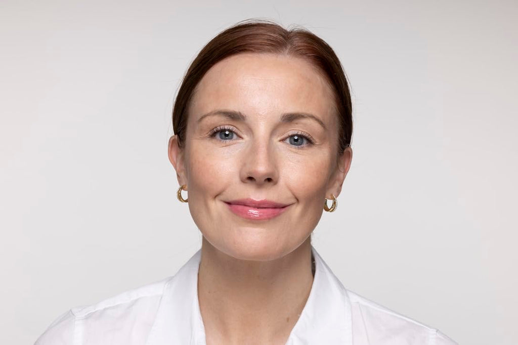 EpicLight Lip Flip Tints Treatment Balm Tube - Lip Balm and Plumper - Peptide Treatment for Lips Volume & Hydration - Plump and Moisturize Lips - Paraben & Sulfate-free, Non-Toxic Makeup (Cosmo Kiss)