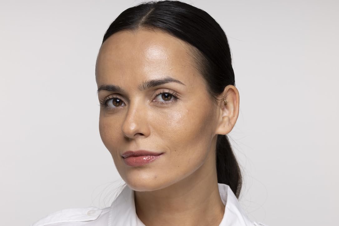 EpicLight Lip Flip Tints Treatment Balm Tube - Lip Balm and Plumper - Peptide Treatment for Lips Volume & Hydration - Plump and Moisturize Lips - Paraben & Sulfate-free, Non-Toxic (Champagne Fizz)