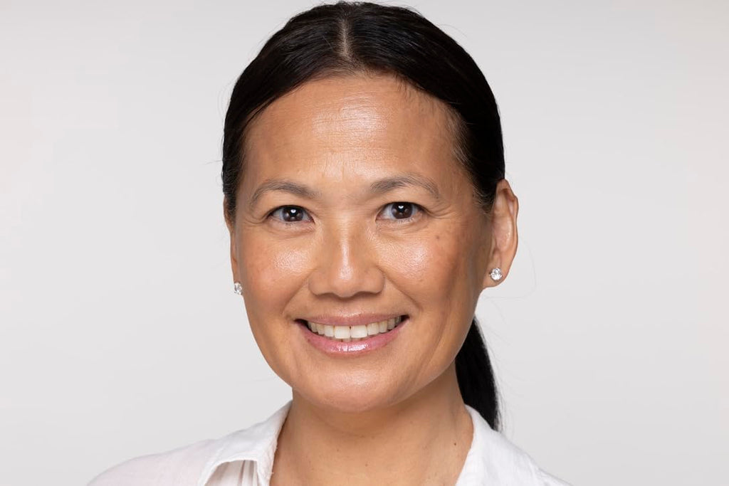 EpicLight Lip Flip Tints Treatment Balm Tube - Lip Balm and Plumper - Peptide Treatment for Lips Volume & Hydration - Plump and Moisturize Lips - Paraben & Sulfate-free, Non-Toxic Makeup (Natural)