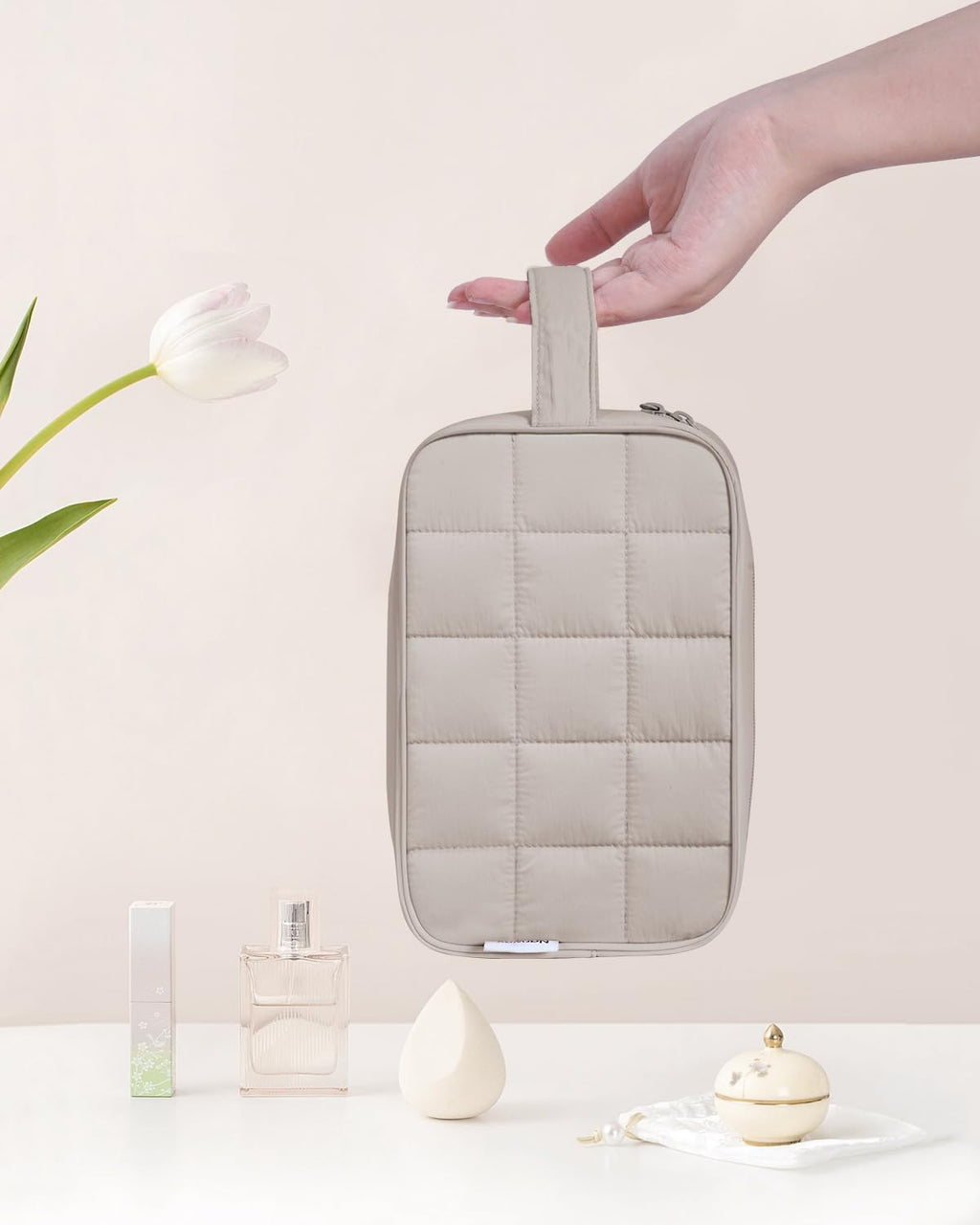 Narwey Puffy Travel Toiletry Bag for Traveling Women Girl, Travel Bag for Toiletries, Cute Travel Makeup Bag Organizer, Quilted Cosmetic Bag Make Up Skincare Medicine Bags