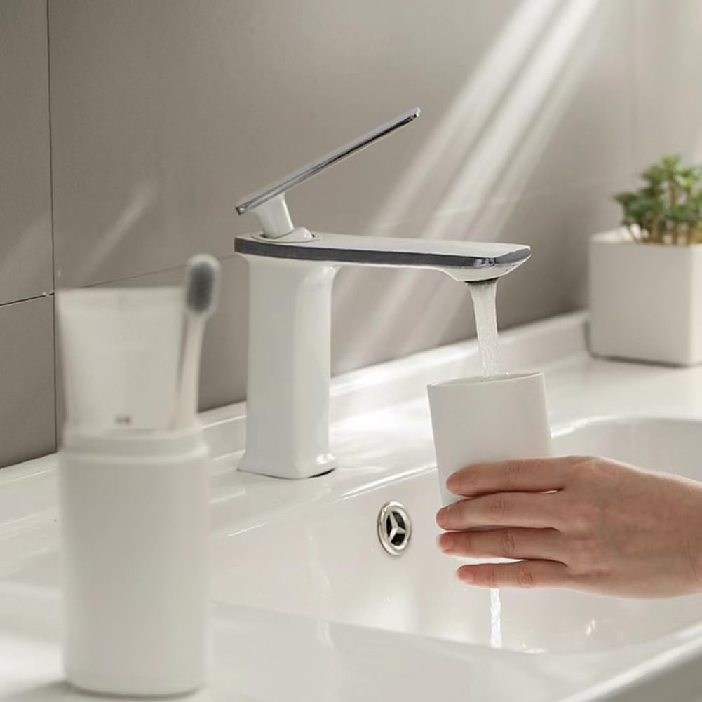 Travel Toothbrush Case Storage Toothbrush Container Cup Holder Portable Toothbrush Case for Home Outdoor Travel Cup Organizer