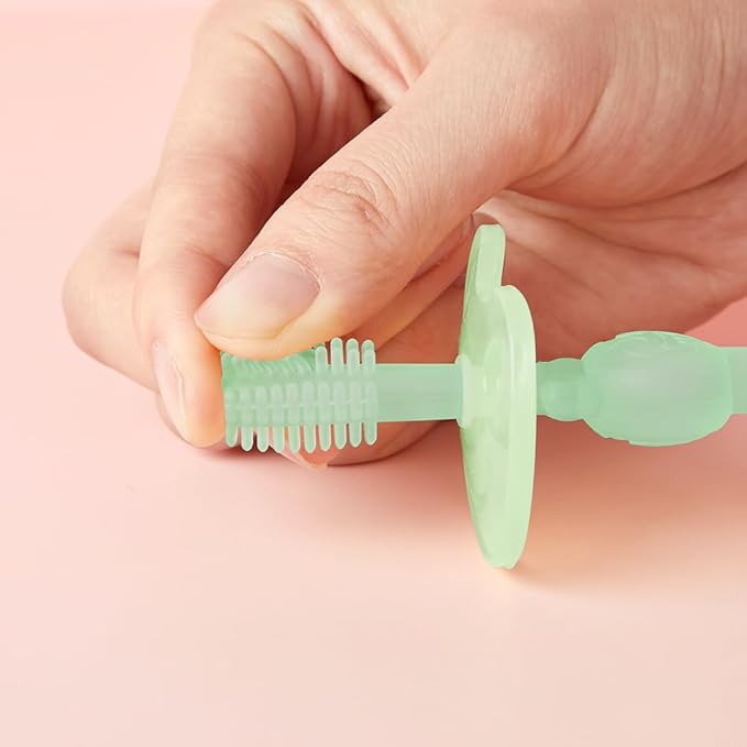 haakaa 360° Silicone Baby Toothbrush – 100% Soft Food Grade Silicone, BPA-Free, Suction Base, Safe for Babies 6 Months+, Gentle Gum and Teeth Cleaning for Infants, Gum Massager (Lime)
