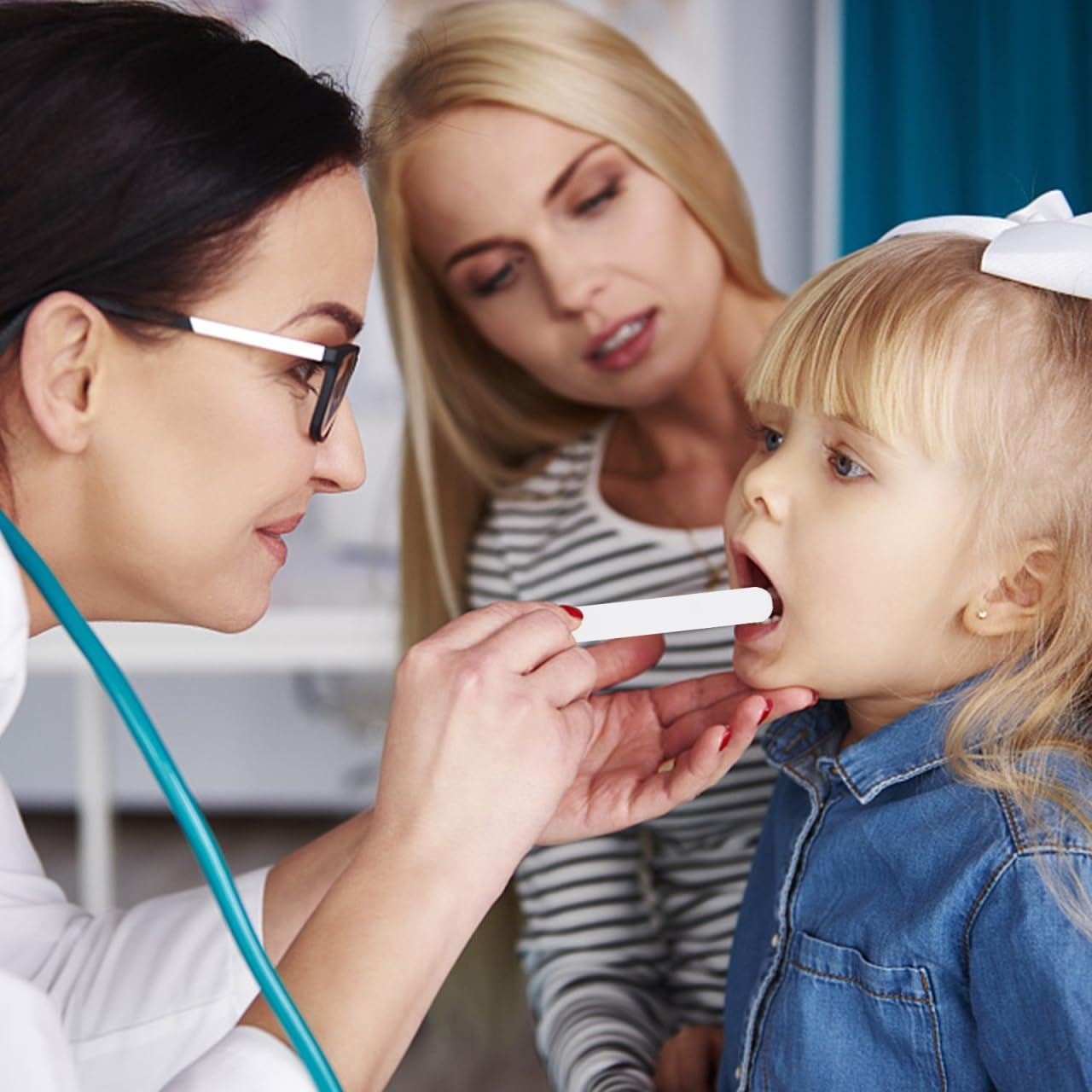 20pcs Plastic Tongue Scrapers, Lip Cheek Retractors, Tongue Depressor Spatulas for Instrument Healthy Oral Care Help Fight Bad Breath