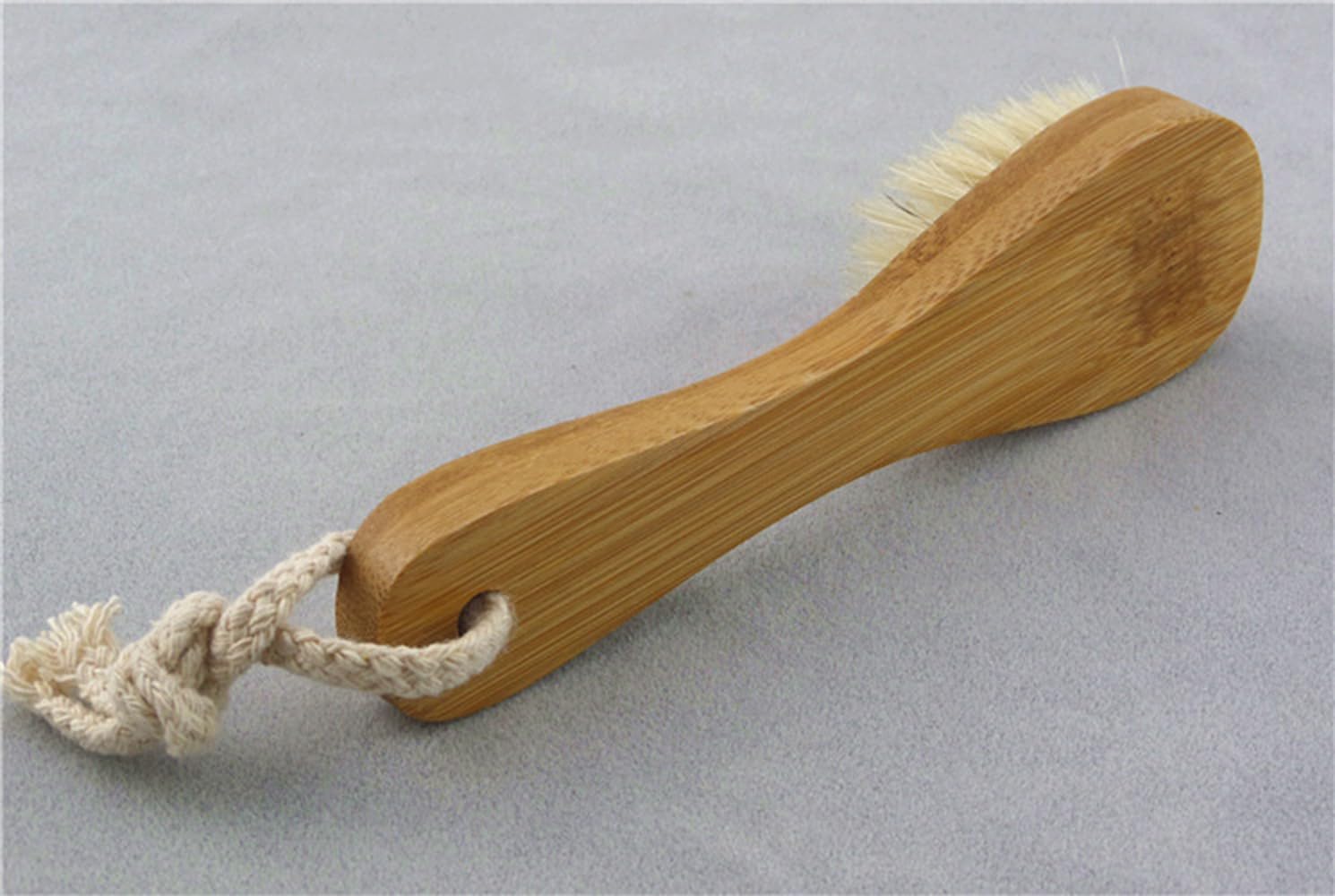 2 Pack 5.7" Bamboo Handle Dry Facial Cleansing Brush with Natural Boar Bristles, Face Brush Cleanser Skin Care Exfoliating Brush Scrubber.