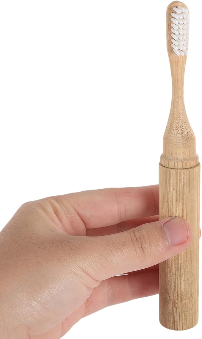 Folding Toothbrush with Soft Bristles for Adults Portable Lightweight Travel Toothbrush for Men and Women Eco-Friendly Oral Care Tool for Business Trips and Daily Use