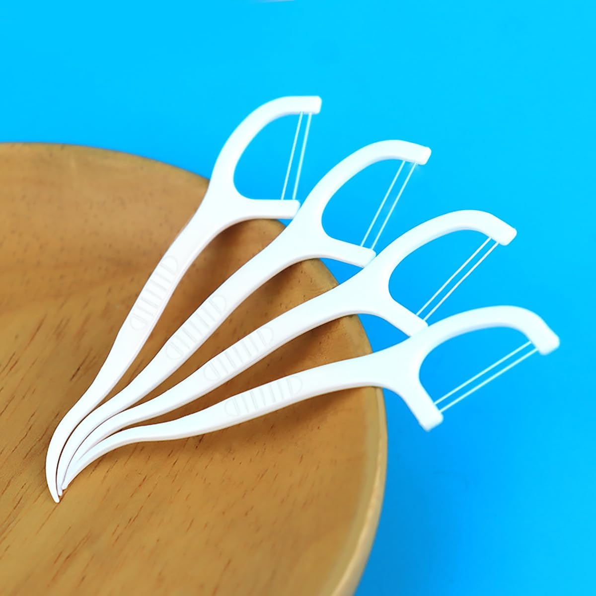 400 Pcs Double-Thread Dental Floss Picks, Thin Thread for Adults & Kids, Superior Oral Care, Dental Hygiene, Gum Health(50x8 Cases, 400 Total)