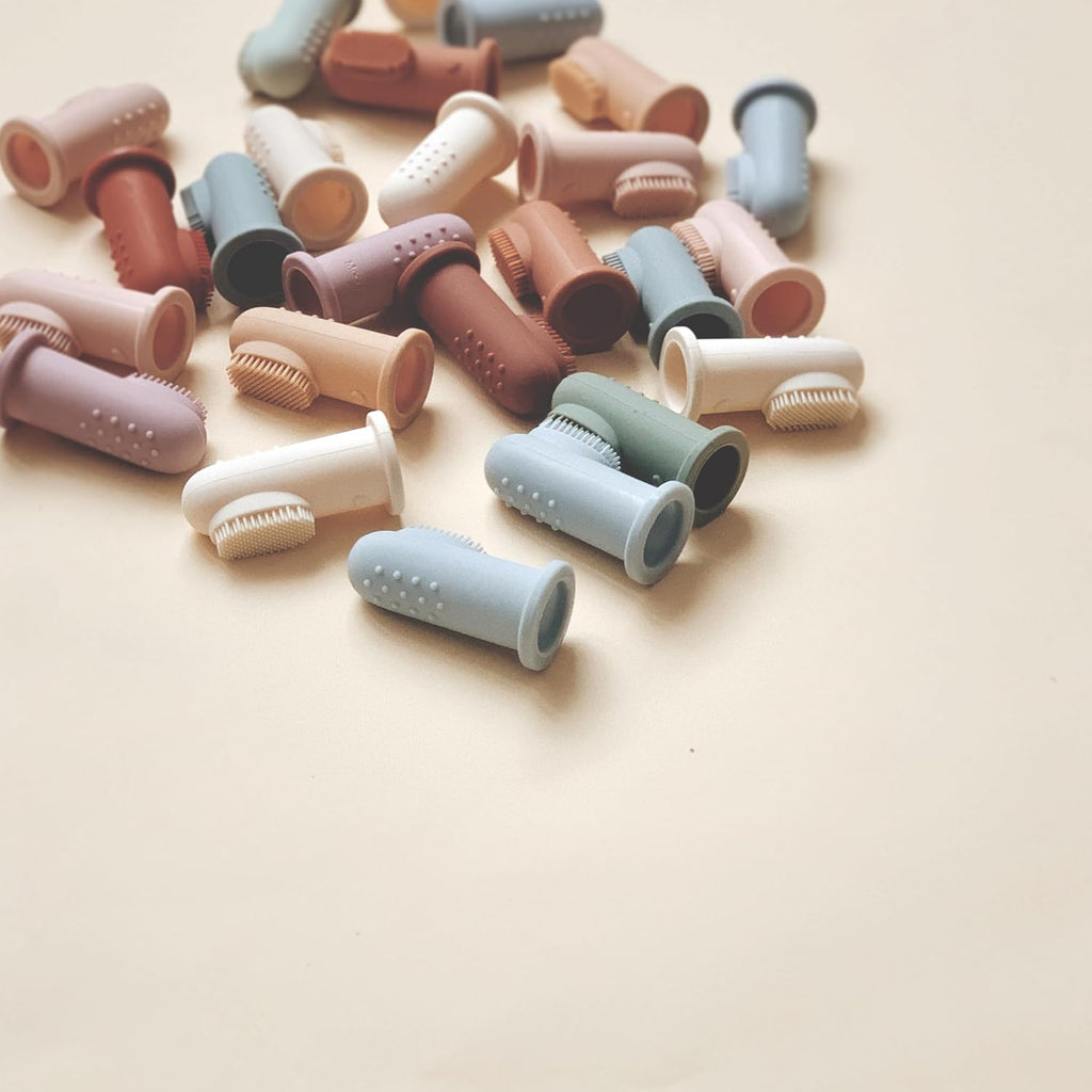 Moonkie Baby Toothbrush Finger Toothbrush Oral Cleaner Kit for 3 Months +, 2 Pcs Small (Clay/Ivory)