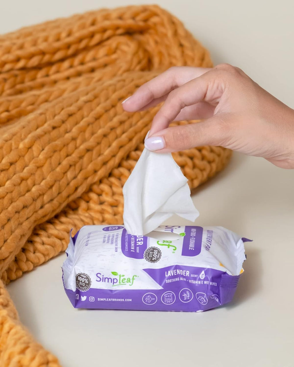 Simpleaf Flushable Wet Wipes Lavender| Eco-Friendly, Paraben & Alcohol Free | Hypoallergenic & Safe for Sensitive Skin | Soothing Aloe Formula | (24 x 25 Counts Convenient Pack) 600 Counts Total