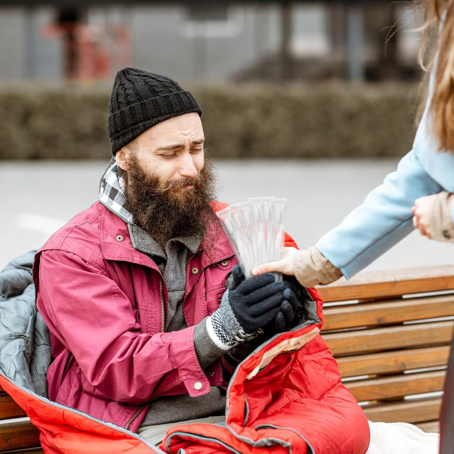 Tioncy 200 Pack Prepasted Disposable Toothbrushes Individual Wrapped Toothbrushes Soft Bristle Travel Toothbrush Single Use Wrapped for Hotel, Camp, Travel and Gift for The Homeless (White)