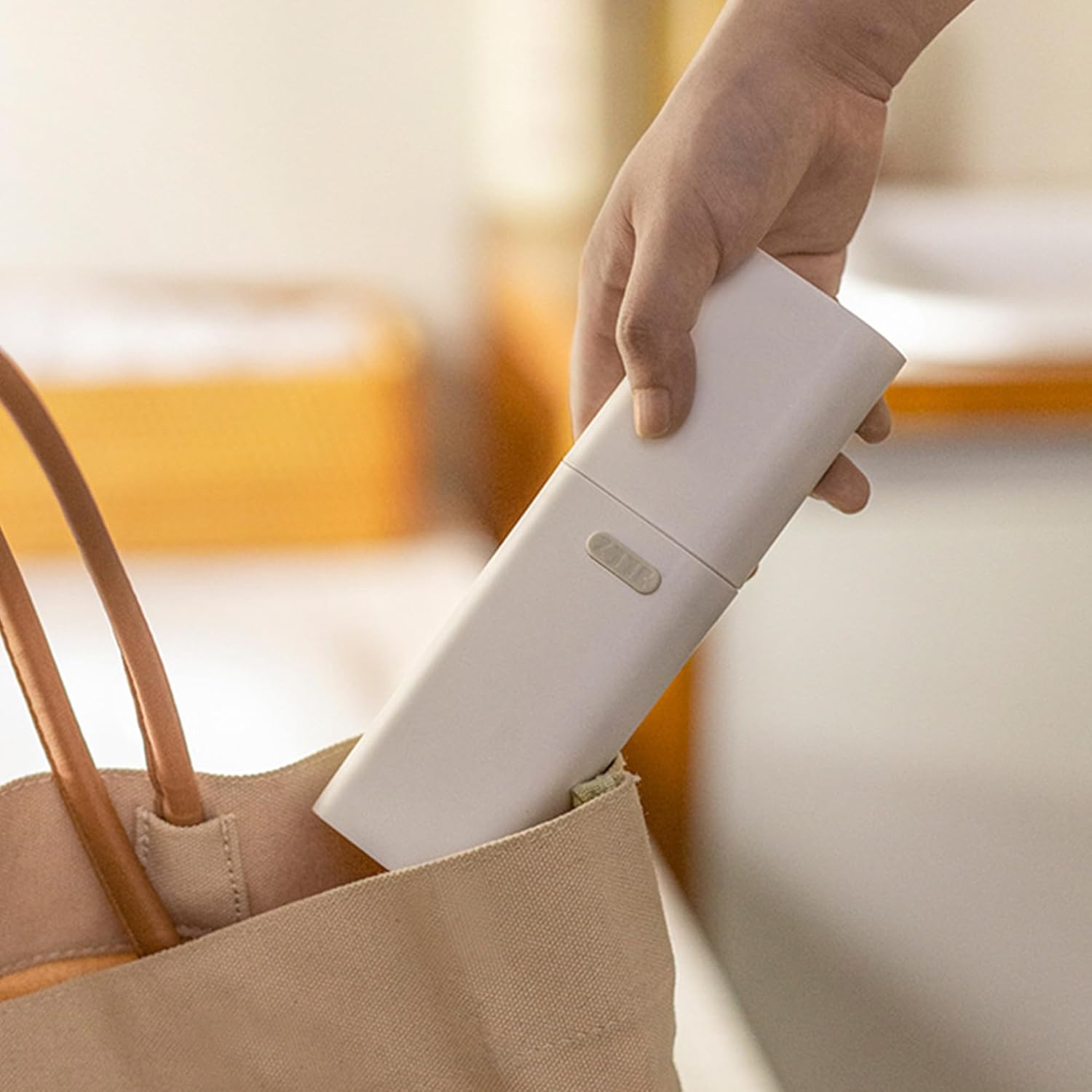 Ventilated Compact White Toothbrush Travel Case, Portable Toothbrush & Toothpaste Holder Cover Organizer Container with Mouthwash Cup for School, Camping, Business Trips, Bathroom Storage