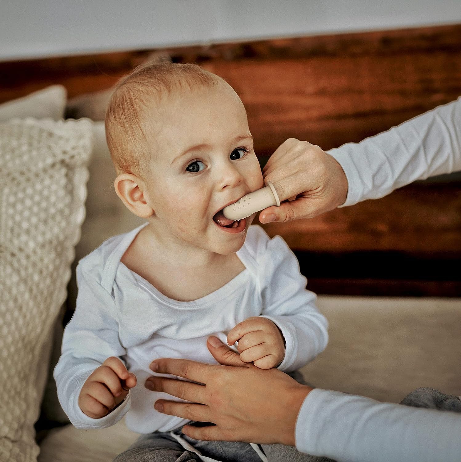 Moonkie Baby Finger Toothbrush Tongue Oral Cleaner Kit for 3 Months +, 3 Pcs (Blue/Mint/Blue)