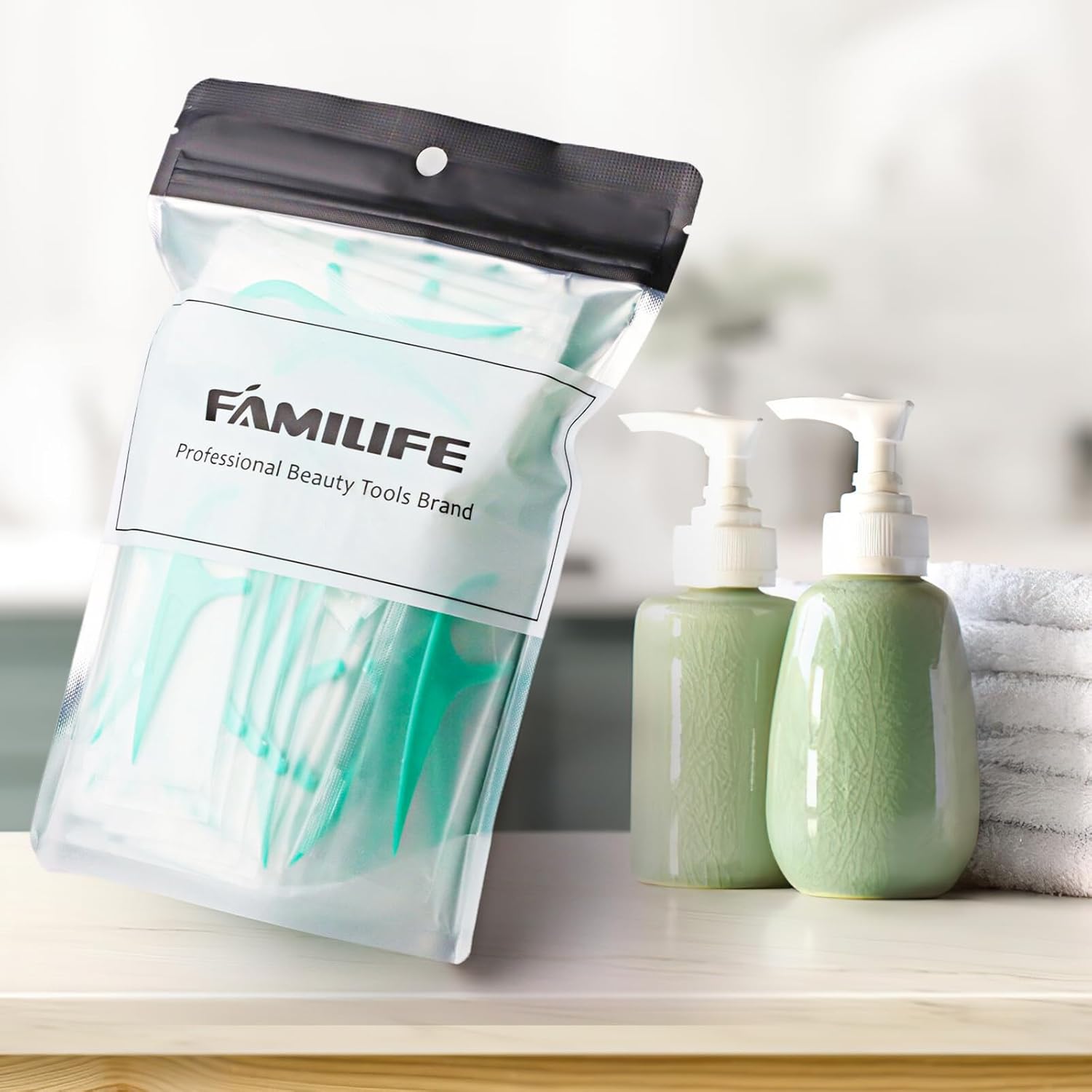 FAMILIFE Individually Wrapped Floss Picks, 100PCS Mint Dental Floss Cleaner, Tooth Picks Flossers with Portable Individual Packaging, Toothpicks Helps to Fight Tooth Decay and Keep Your Teeth Clean