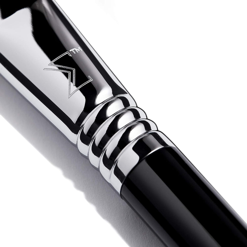 Sigma Beauty E15 Flat Definer Brush – Flat-Angled Professional Makeup Brush for Sharp, Defined Makeup Application, Eyeliner Brush Adapts to Liquid, Gel, & Powder Eye Makeup (1 Brush)