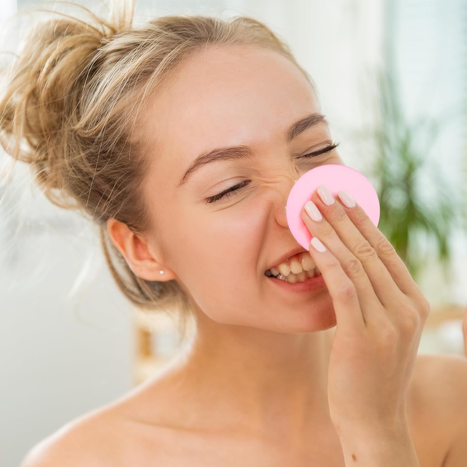 120 Pcs Facial Sponge Compressed, Luxiv Face Cleansing Sponge Estheticians Compressed Makeup Facial Sponge Round Wash Face Sponges for Women Compress Exfoliating Removal Sponge (White+Pink)