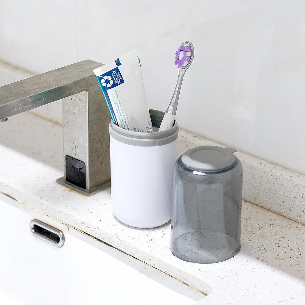 Toothbrush Travel Case, Plastic Travel Toothbrush Holder with Drain Hole, Portable Toothpaste Toothbrush Storage Container Box for Traveling, Camping, Gym, Bathroom (Gray)