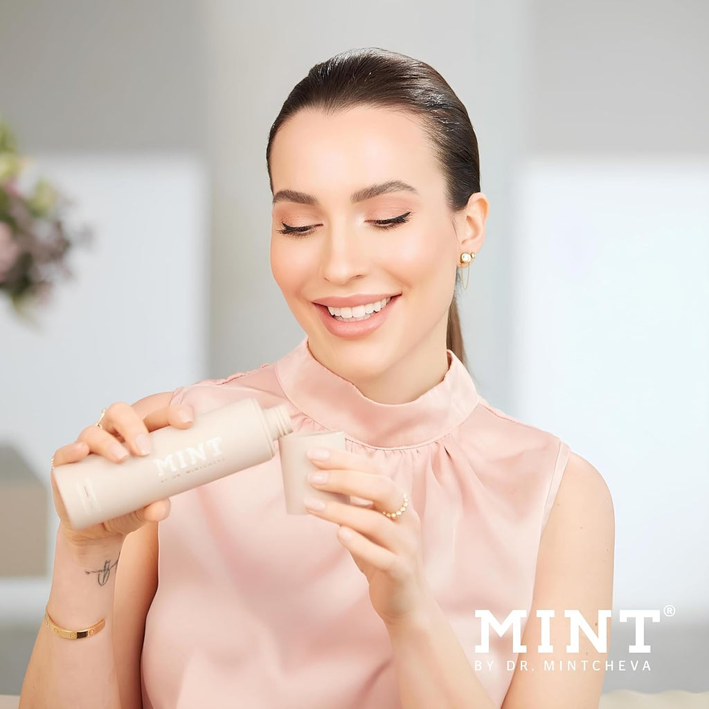 MINT whitening mouthwash with hydrogen peroxide - alcohol-free - mild taste - vitamin B12, peppermint oil and cucumber extract - mouthwash for the care of gums and interdental spaces -By Dr. Mintcheva