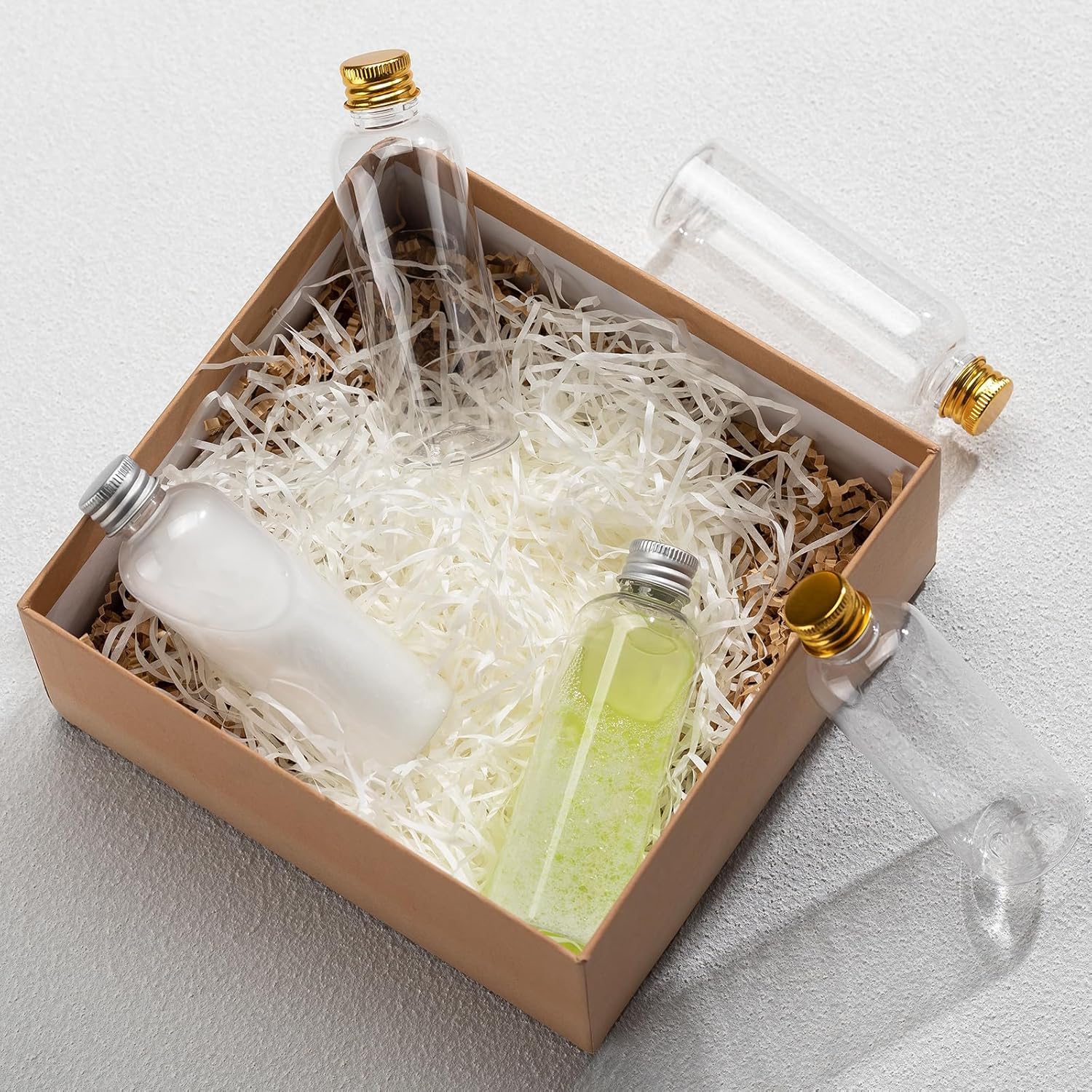 Tekson Plastic Travel Bottles 3.4 oz, Travel Size Containers for Shampoo, Empty Mouthwash Bottles with Silvery Screw Cap (100ml, Clear)