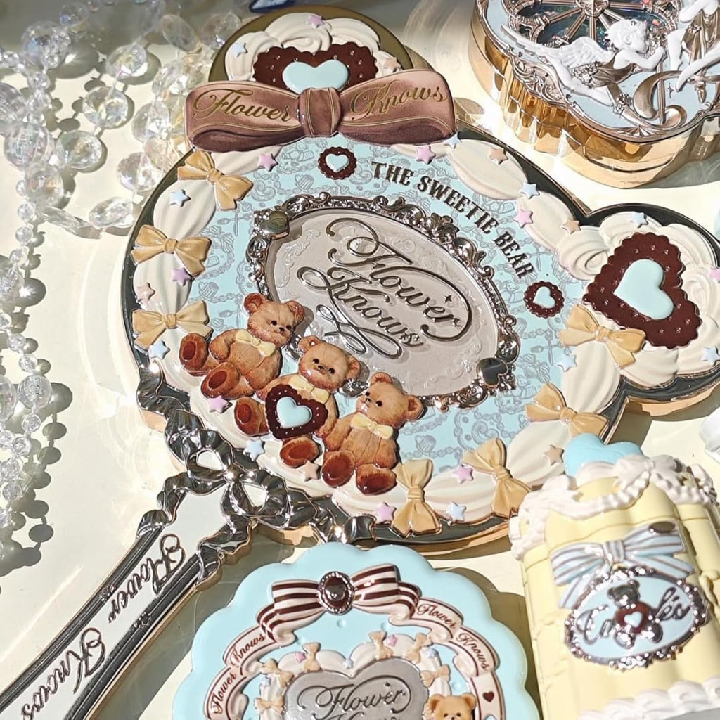 Flower Knows The Sweetie Bear Hand Mirror,Vintage Portable Handheld Mirror,Fancy & Pretty Princess Mirror with Long Handle,Gift for Girls(Minty Blue)