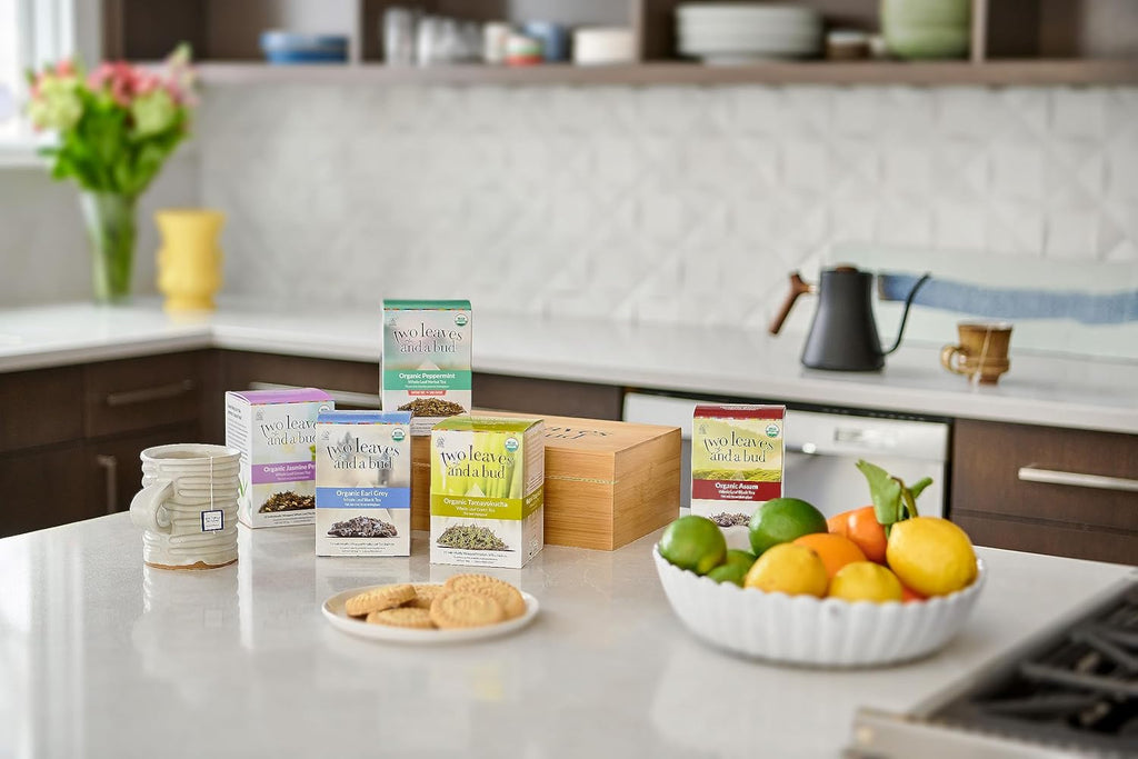 Two Leaves and a Bud Organic Peppermint Tea Bags, Naturally Caffeine Free, Herbal Whole Leaf Peppermint Tea in Compostable Sachets, 15 Count (Pack of 1)