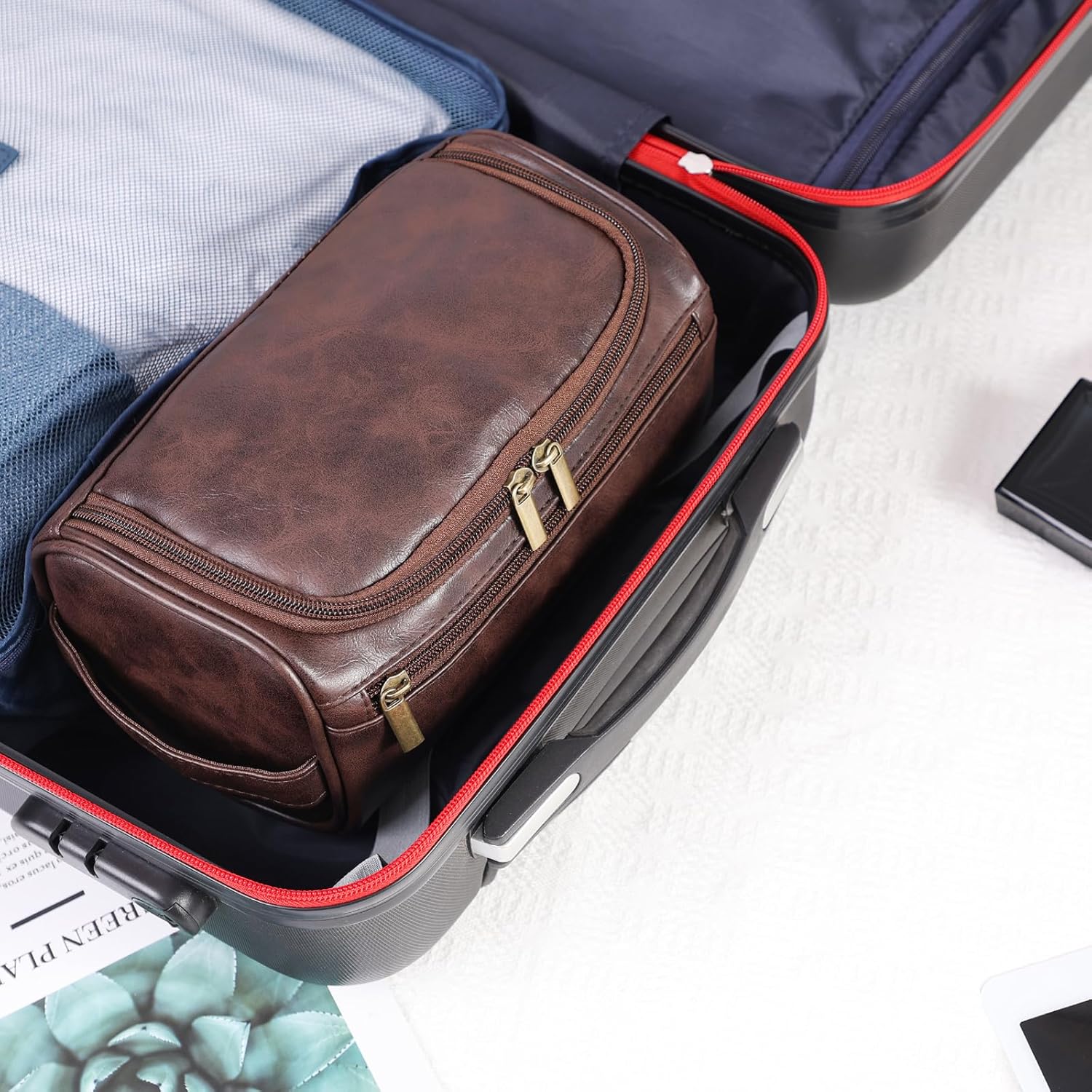 Toiletry Bag for Men, Hanging Travel Shaving Dopp Kit for Men and Women, Water-resistant Toiletries Organizer Bags, PU Leather Cosmetic Bags for Makeup Accessories (Dark Coffee)