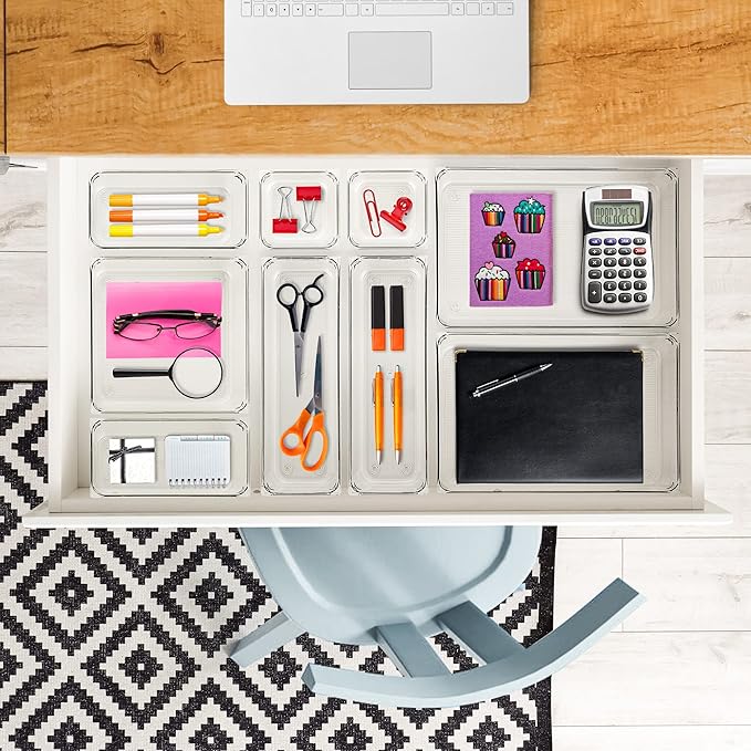 Ravinte 28 PCS Drawer Organizer Plastic Storage Bins, 4 - Size Kitchen Drawer Organizer with Non-Slip Pads Clear Desk Storage Tray for Makeup, Jewelries, Kitchen Utensils and Office