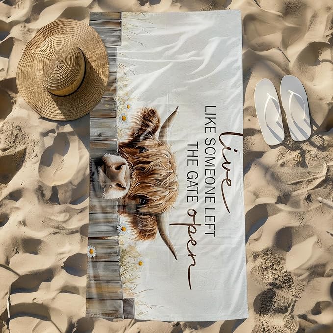 Highland Cow Western Beach Towel, Rustic Highland Cow Pool Towels, Rustic Cottagecore Large Beach Bath Travel Towels for Camping, Western Country Cows Bathroom Accessories Decor, 30x60in