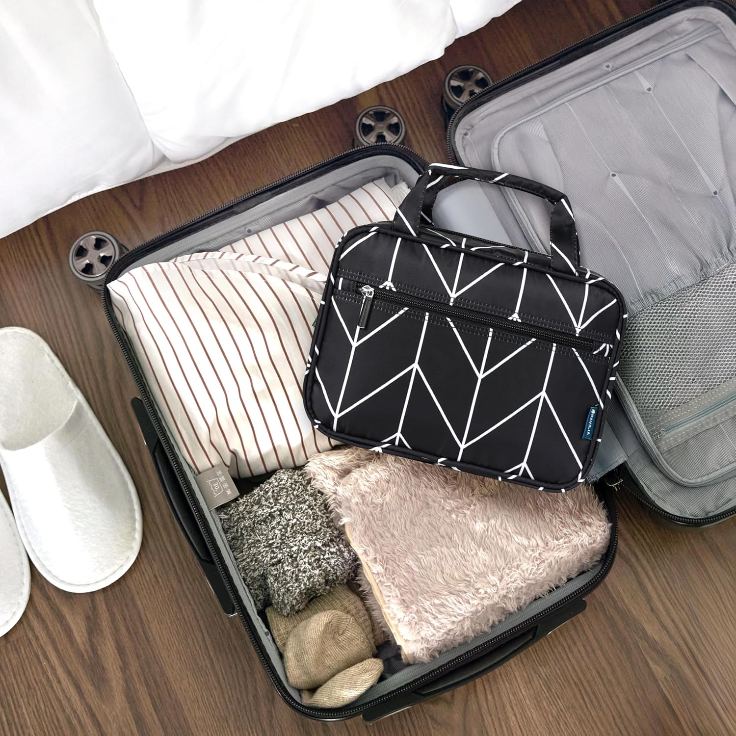 PAVILIA Hanging Toiletry Bag Travel Bag Women Men, Foldable Cosmetic Organizer, Roll up Makeup Bag, Water Resistant Accessories Toiletries, Large Travel Essentials Kit (Black Chevron)