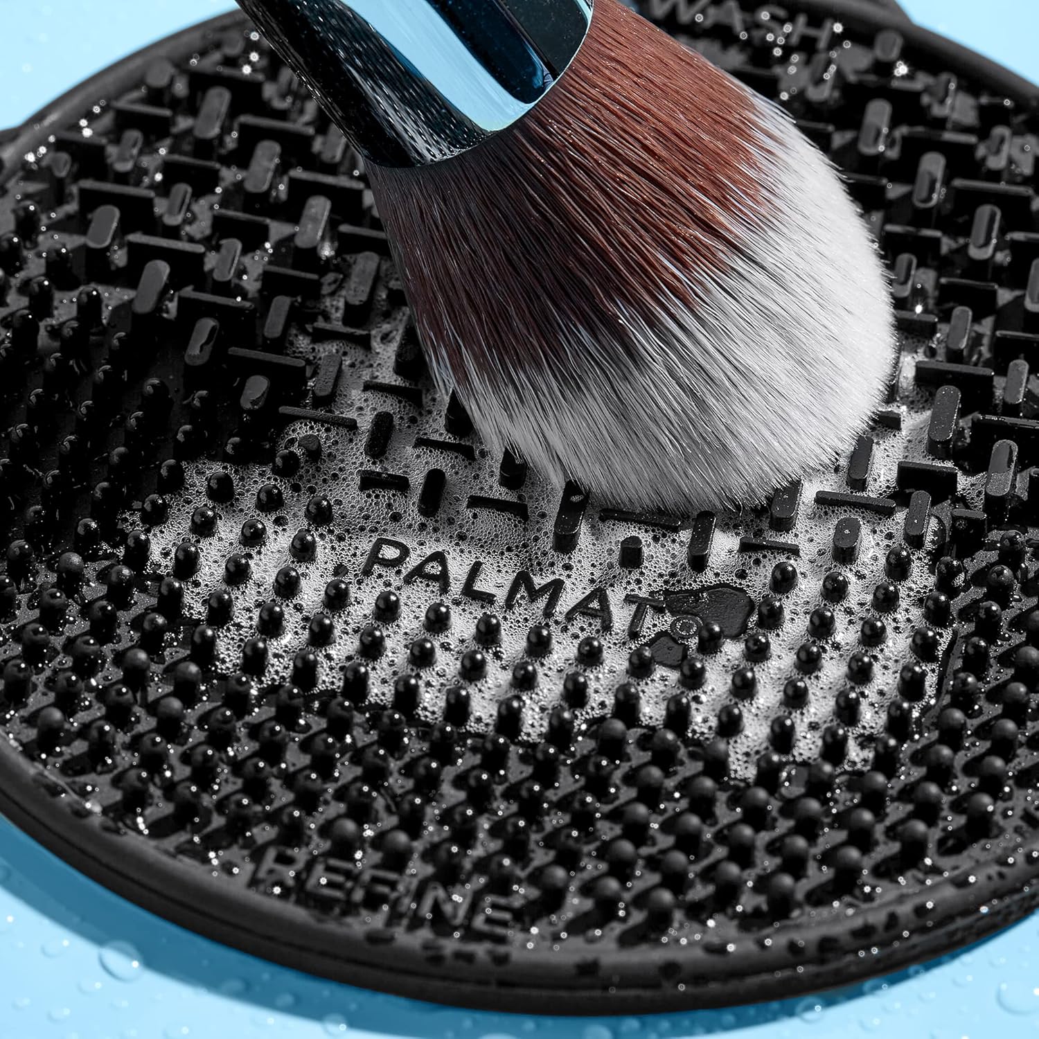 Sigma Beauty - Palmat® - Makeup Brush Cleaner - Perfect for Travel and On the Go - Palm Sized - Black
